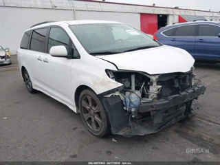 TOYOTA TOYOTA SIENNA SE 8 PASSENGER