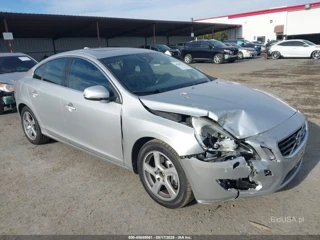 VOLVO VOLVO S60 T5/T5 W/MOONROOF