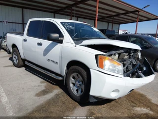 NISSAN NISSAN TITAN S