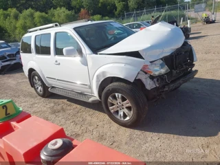 NISSAN NISSAN PATHFINDER SILVER