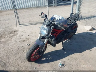 DUCATI DUCATI MONSTER 821
