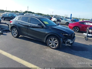 INFINITI INFINITI QX30 LUXURY