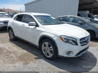MERCEDES-BENZ MERCEDES-BENZ GLA 250 4MATIC
