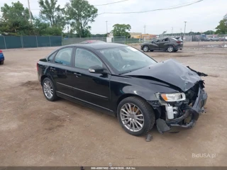 VOLVO VOLVO S40 R-DESIGN/T5 (RETAIL ONLY)