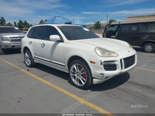 PORSCHE PORSCHE CAYENNE TURBO