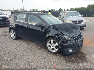 CHEVROLET CHEVROLET SONIC 2LZ