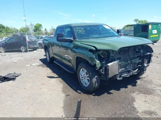 TOYOTA TOYOTA TUNDRA SR5