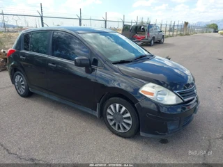 NISSAN NISSAN VERSA 1.8S
