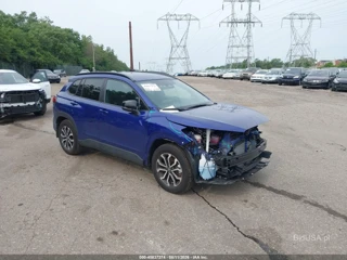 TOYOTA TOYOTA COROLLA CROSS HYBRID SE