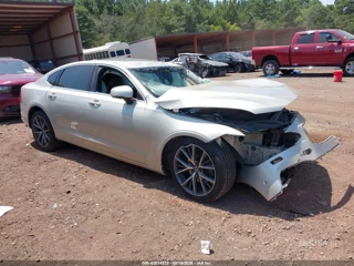 VOLVO VOLVO S90 T5 MOMENTUM