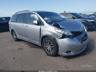 TOYOTA TOYOTA SIENNA LE 7 PASSENGER