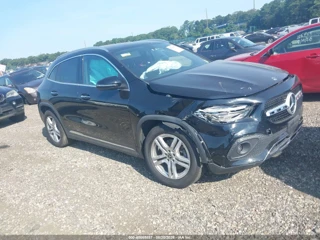 MERCEDES-BENZ MERCEDES-BENZ GLA 250 4MATIC