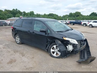 TOYOTA TOYOTA SIENNA LE V6 8 PASSENGER