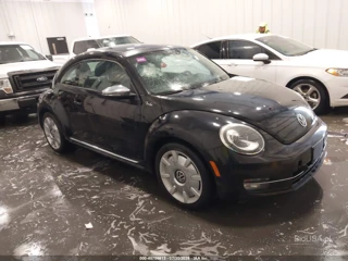 VOLKSWAGEN VOLKSWAGEN BEETLE 2.0T FENDER EDITION