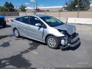 TOYOTA TOYOTA PRIUS L