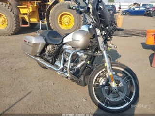 HARLEY-DAVIDSON HARLEY-DAVIDSON FLHX STREET GLIDE