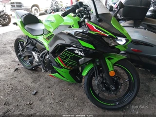 KAWASAKI KAWASAKI EX650 P
