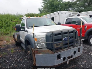 FORD FORD F-550 CHASSIS XL