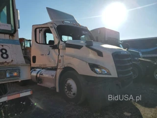 FREIGHTLINER CASCADIA 126