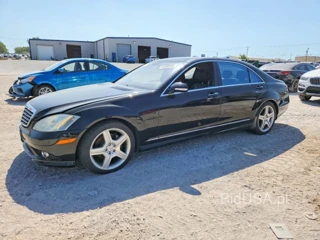 MERCEDES-BENZ S 550
