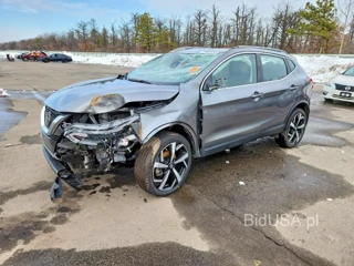 NISSAN ROGUE SPORT SL