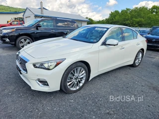 INFINITI Q50 LUXE