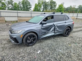 VOLKSWAGEN TIGUAN SE R-LINE BLACK