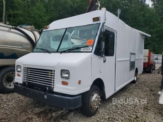 FREIGHTLINER CHASSIS M LINE WALK-IN VAN