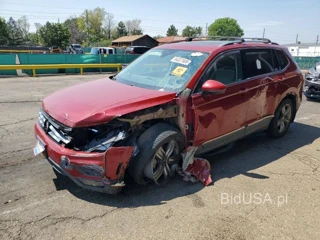 VOLKSWAGEN TIGUAN SE