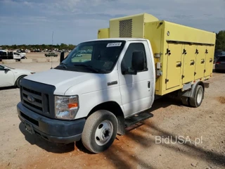FORD ECONOLINE E450 SUPER DUTY CUTAWAY VAN