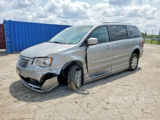 CHRYSLER TOWN & COUNTRY TOURING