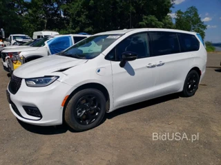 CHRYSLER PACIFICA HYBRID SELECT