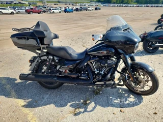 HARLEY-DAVIDSON FLHXST