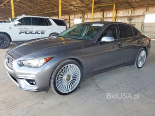 INFINITI Q50 LUXE