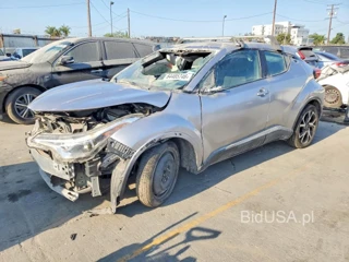TOYOTA C-HR XLE