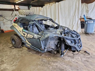 CAN-AM MAVERICK X3 DS TURBO