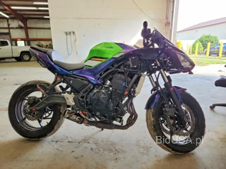 KAWASAKI EX650 P
