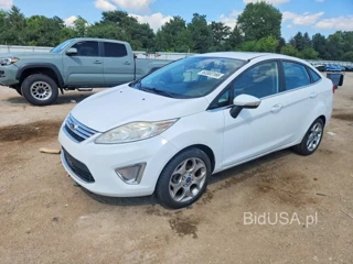 FORD FIESTA TITANIUM
