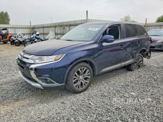 MITSUBISHI OUTLANDER SE