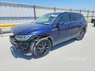 VOLKSWAGEN TIGUAN SE