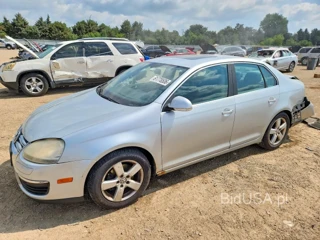 VOLKSWAGEN JETTA SE