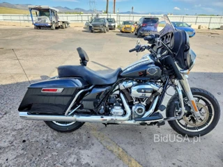 HARLEY-DAVIDSON FLHT