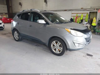 HYUNDAI HYUNDAI TUCSON GLS