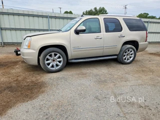 GMC YUKON DENALI