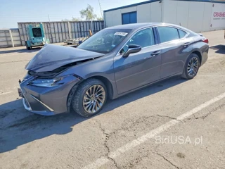 LEXUS ES 300H ULTRA LUXURY