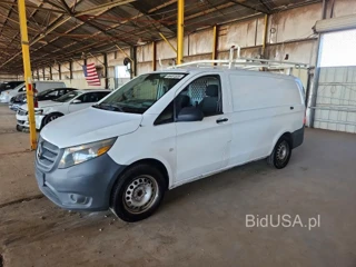 MERCEDES-BENZ METRIS