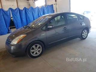 TOYOTA PRIUS BASE