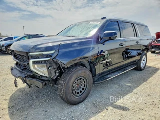 CHEVROLET SUBURBAN C1500 LT