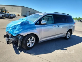 TOYOTA SIENNA LE 8-PASSENGER