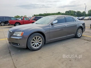 CHRYSLER 300